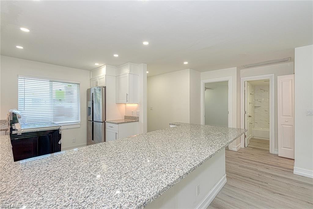 GLADES COUNTRY CLUB - Residential