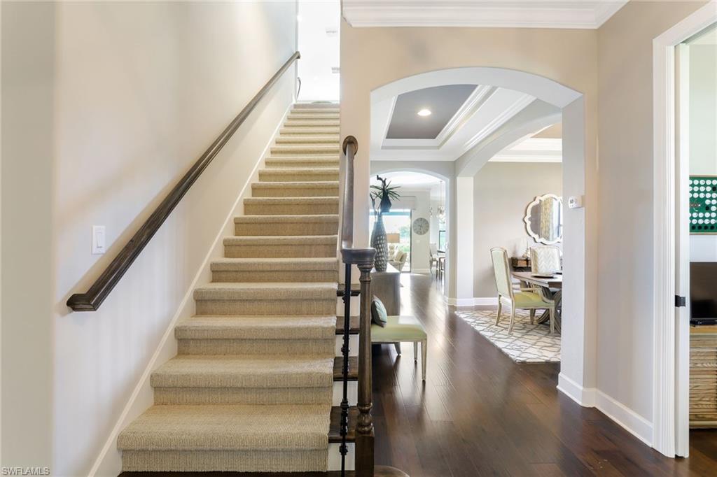 ESPLANADE - Residential