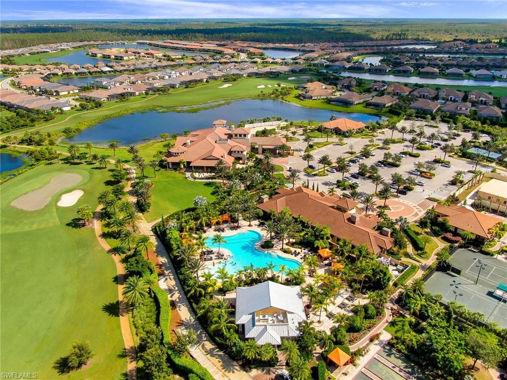 ESPLANADE - Residential