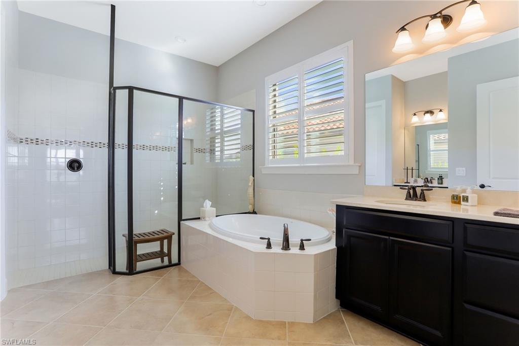 ESPLANADE - Residential