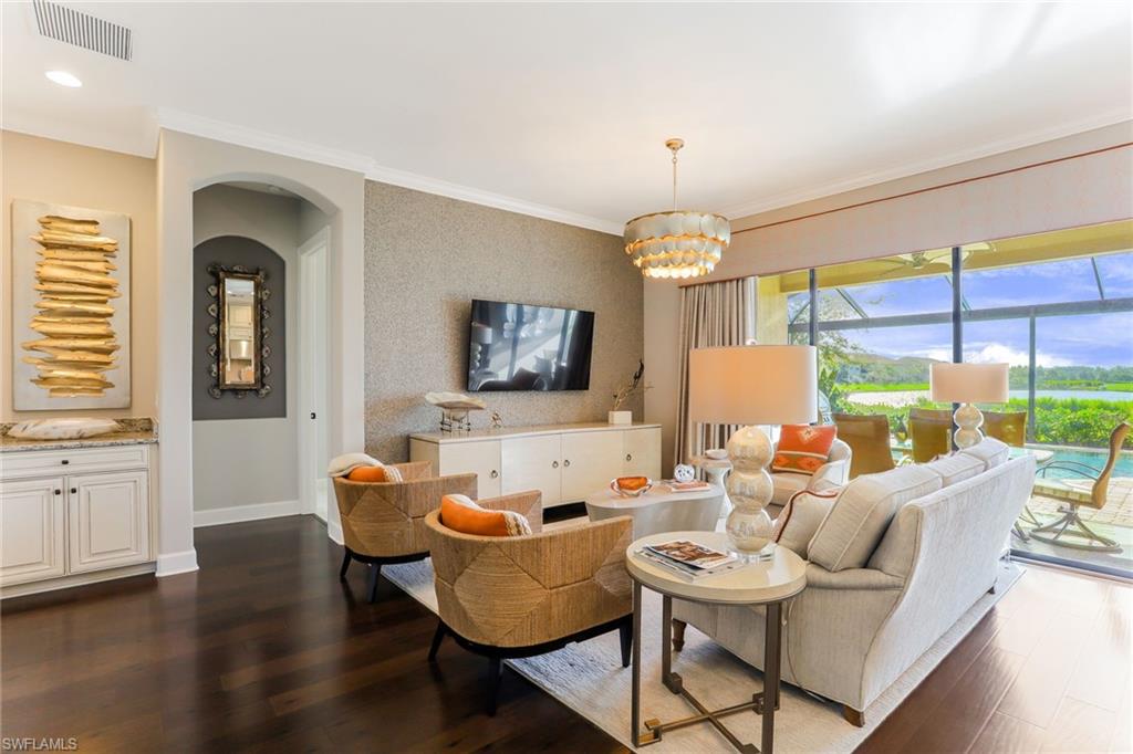 ESPLANADE - Residential