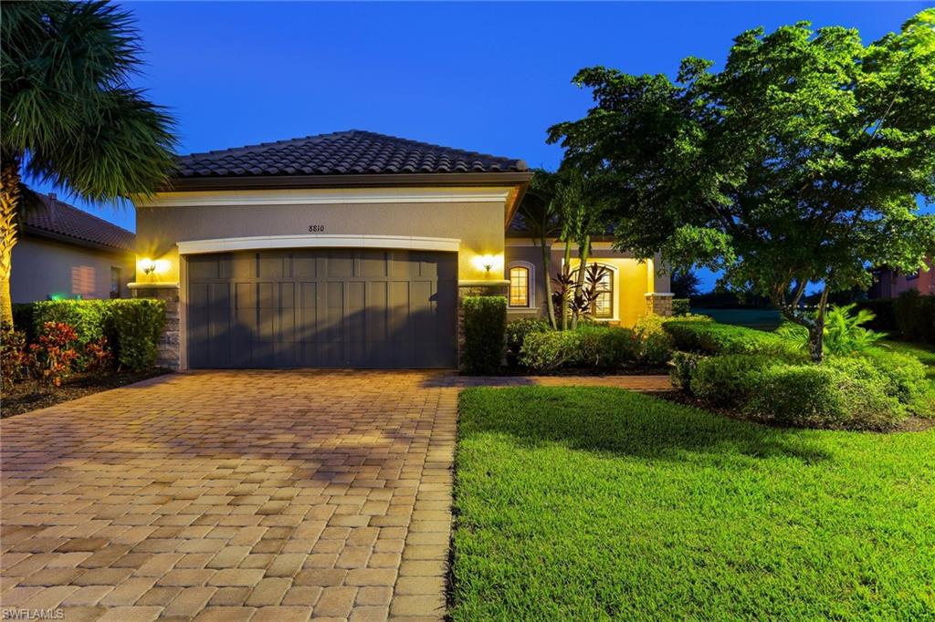 ESPLANADE - Residential