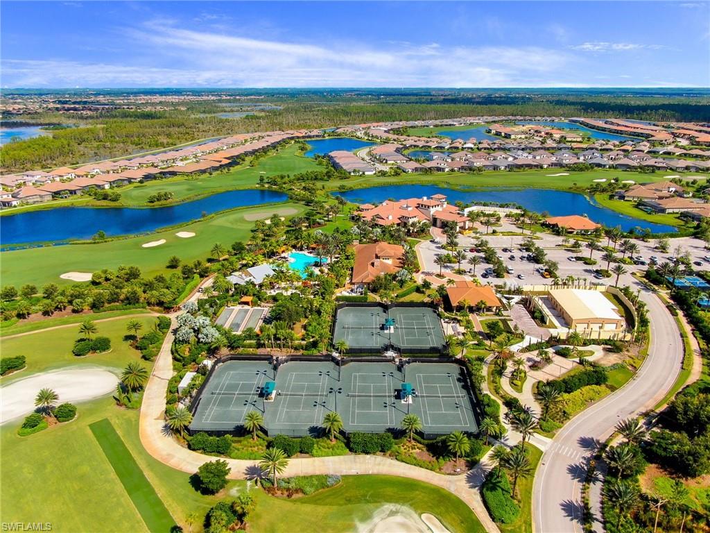 ESPLANADE - Residential