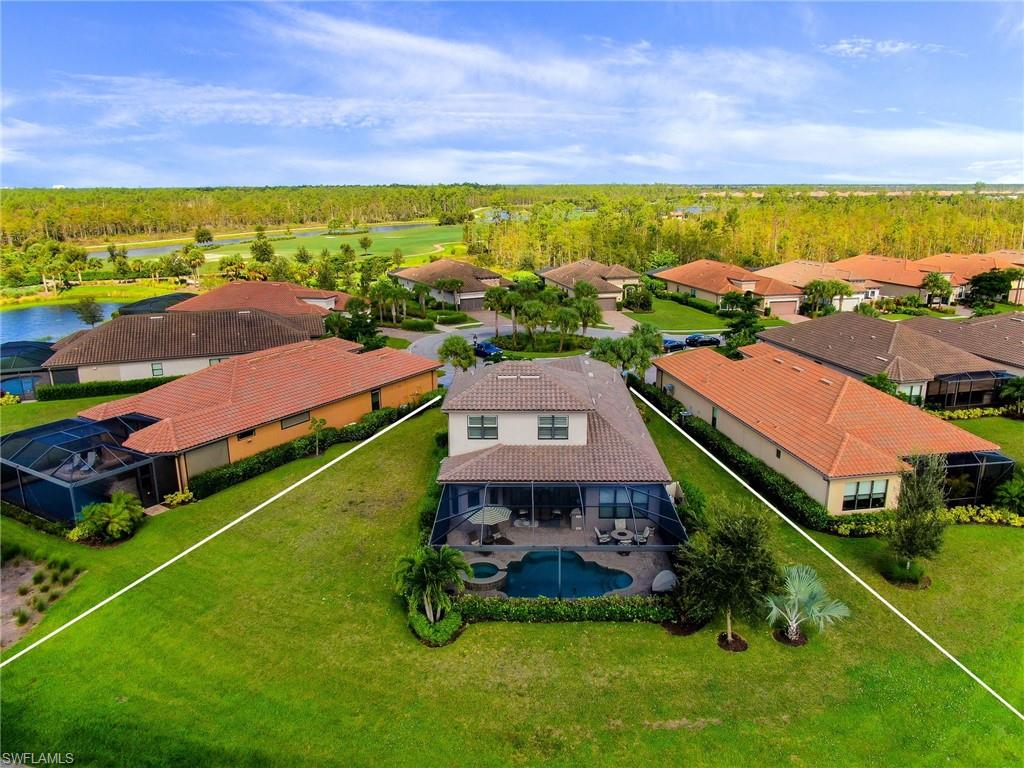 ESPLANADE - Residential