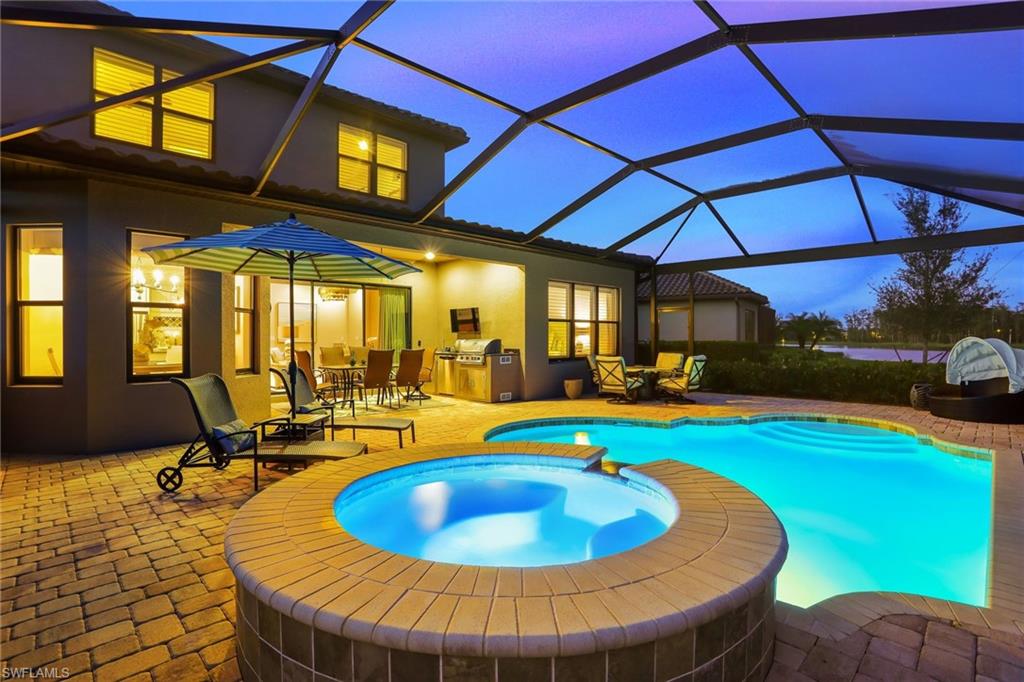 ESPLANADE - Residential