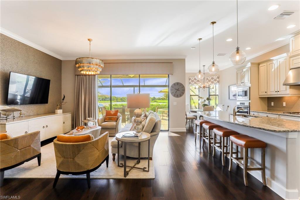 ESPLANADE - Residential