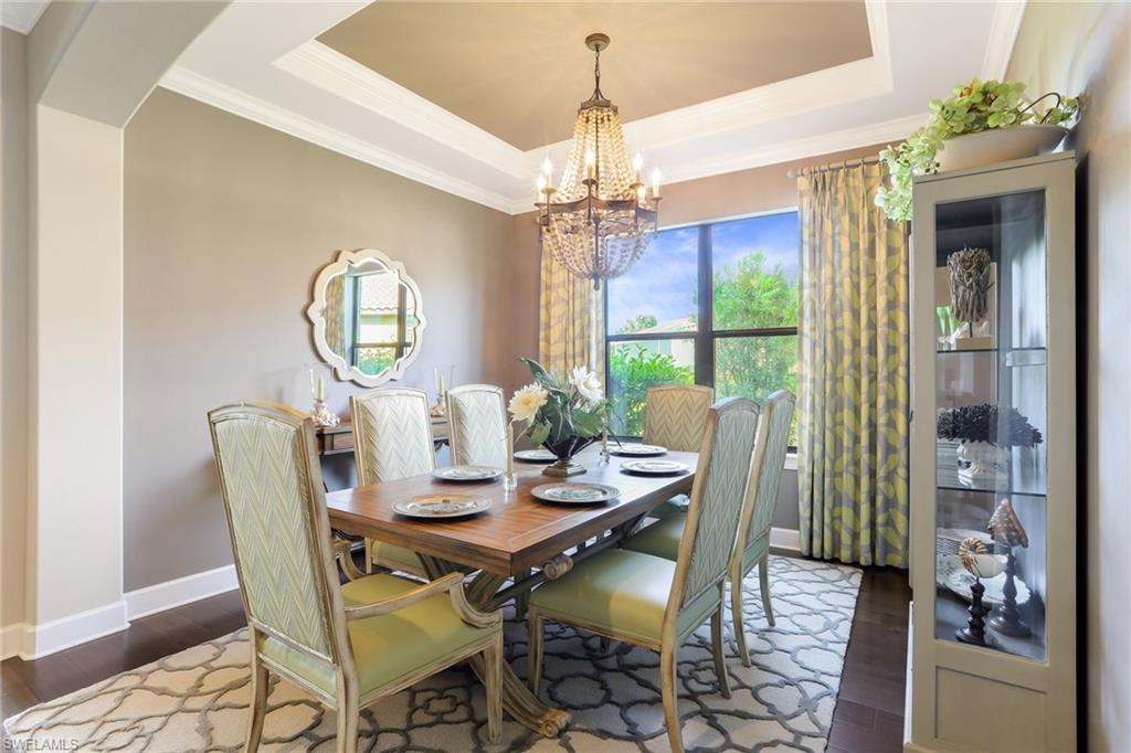 ESPLANADE - Residential