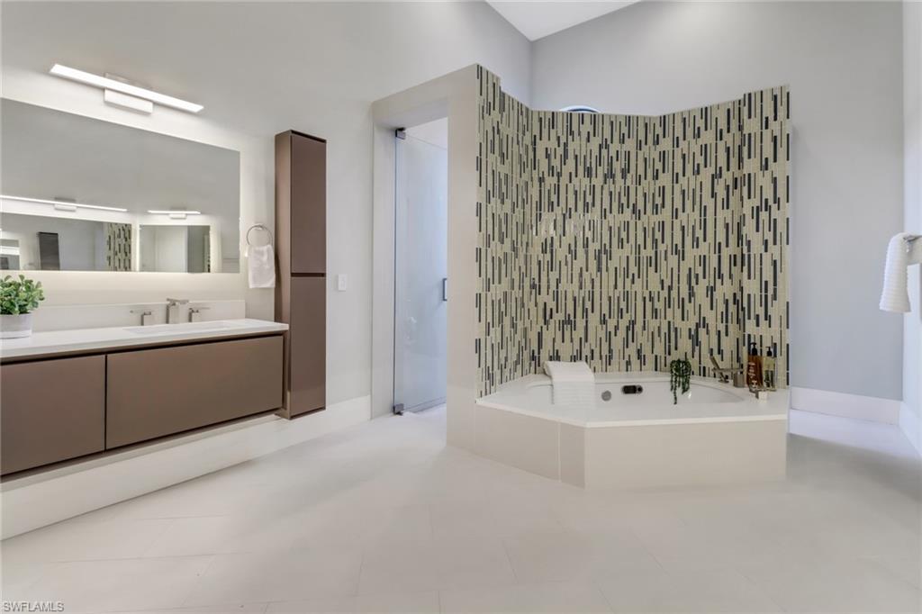 VENEZIA GRANDE ESTATES - Residential