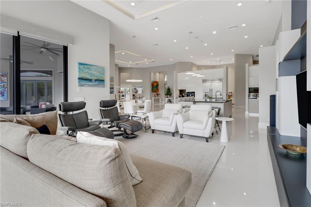 VENEZIA GRANDE ESTATES - Residential