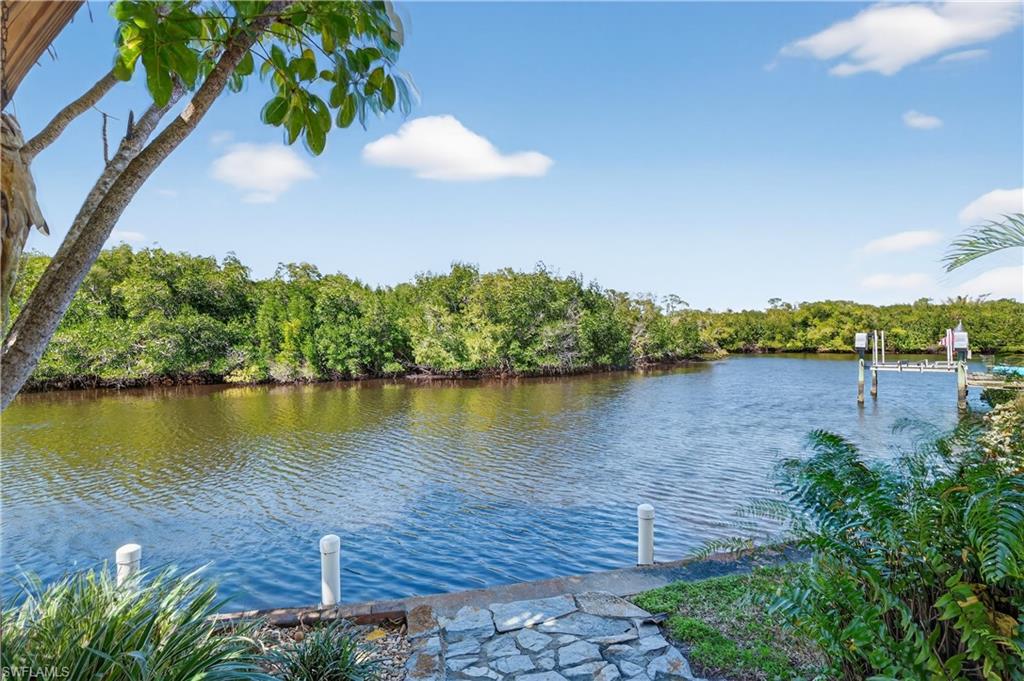 BELLE AIRE LAGOON - Residential