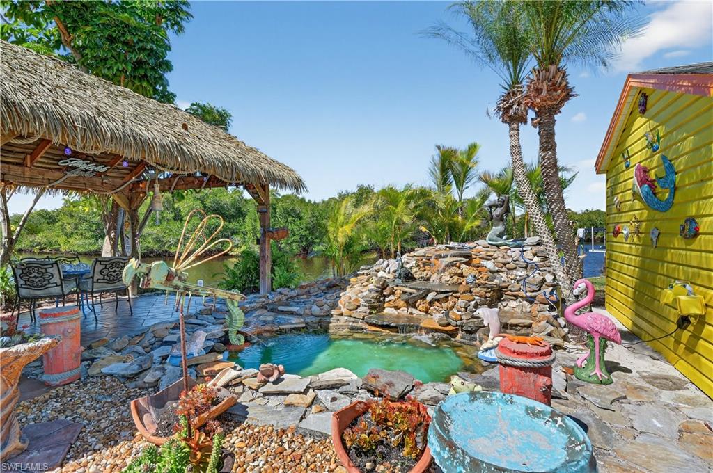 BELLE AIRE LAGOON - Residential