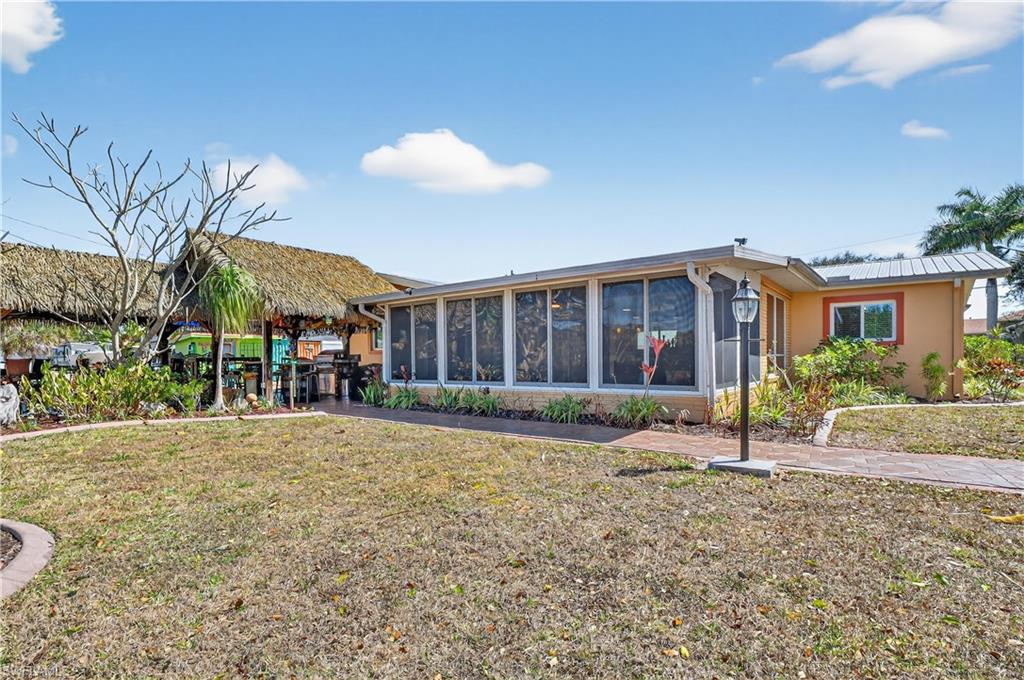 BELLE AIRE LAGOON - Residential