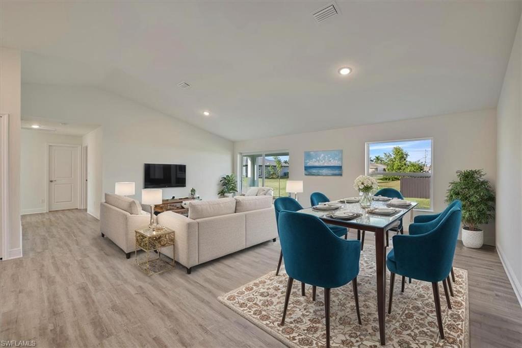 CAPE CORAL - Residential