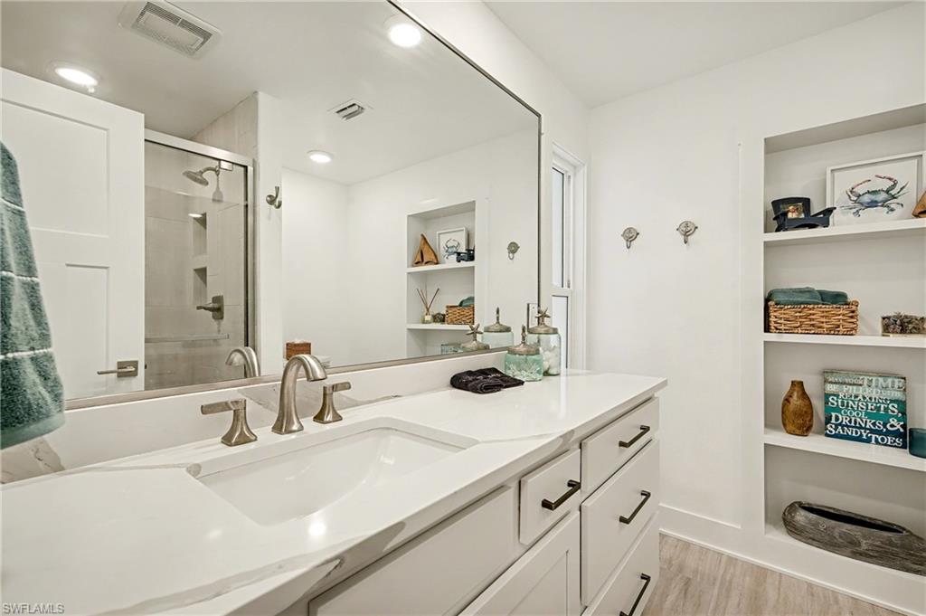 LAGUNA SHORES - Residential