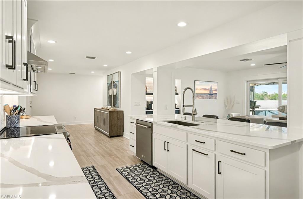 LAGUNA SHORES - Residential