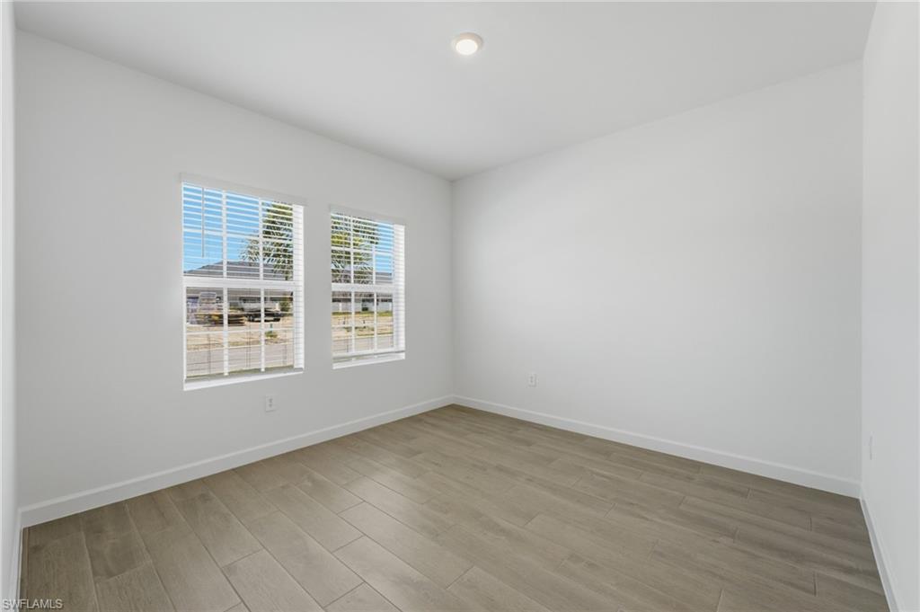 TUCKERS COVE - Residential