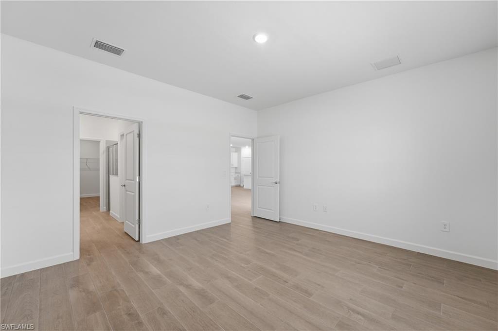 TUCKERS COVE - Residential