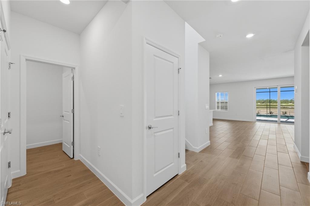 TUCKERS COVE - Residential