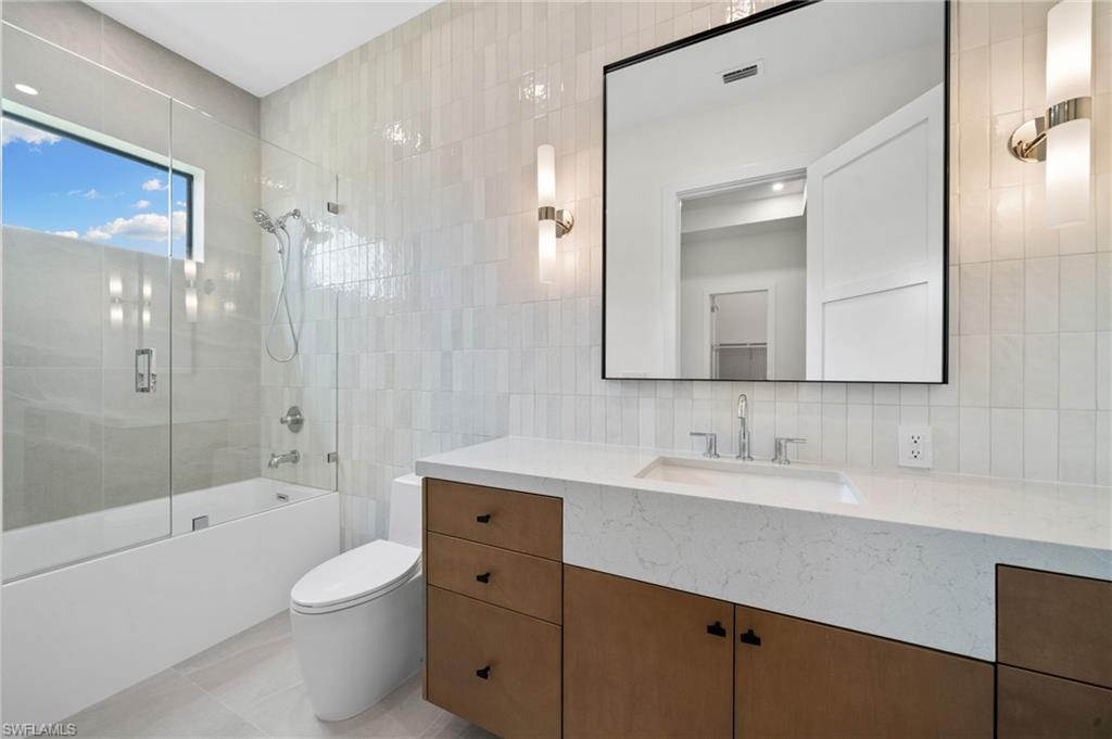 LOGAN WOODS - Residential