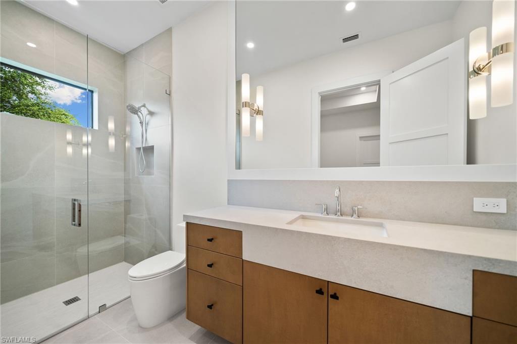 LOGAN WOODS - Residential