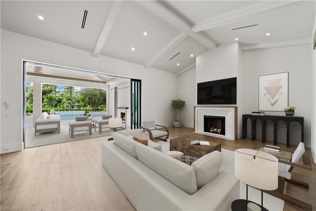 LOGAN WOODS - Residential