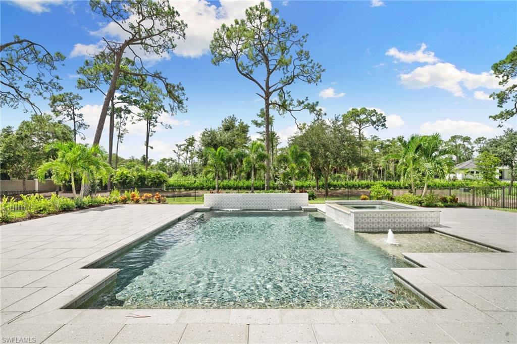 LOGAN WOODS - Residential