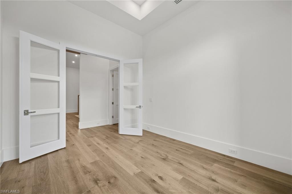 LOGAN WOODS - Residential