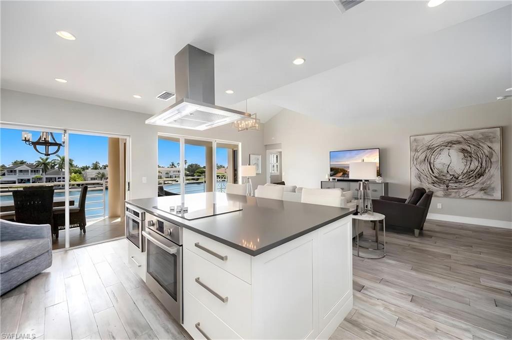 4530 Gulf Shore BLVD N 2-212