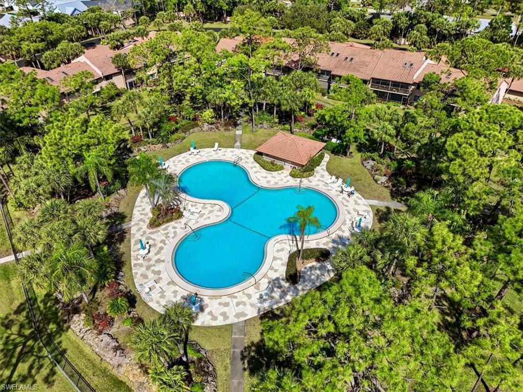 COACH HOUSE - Residential