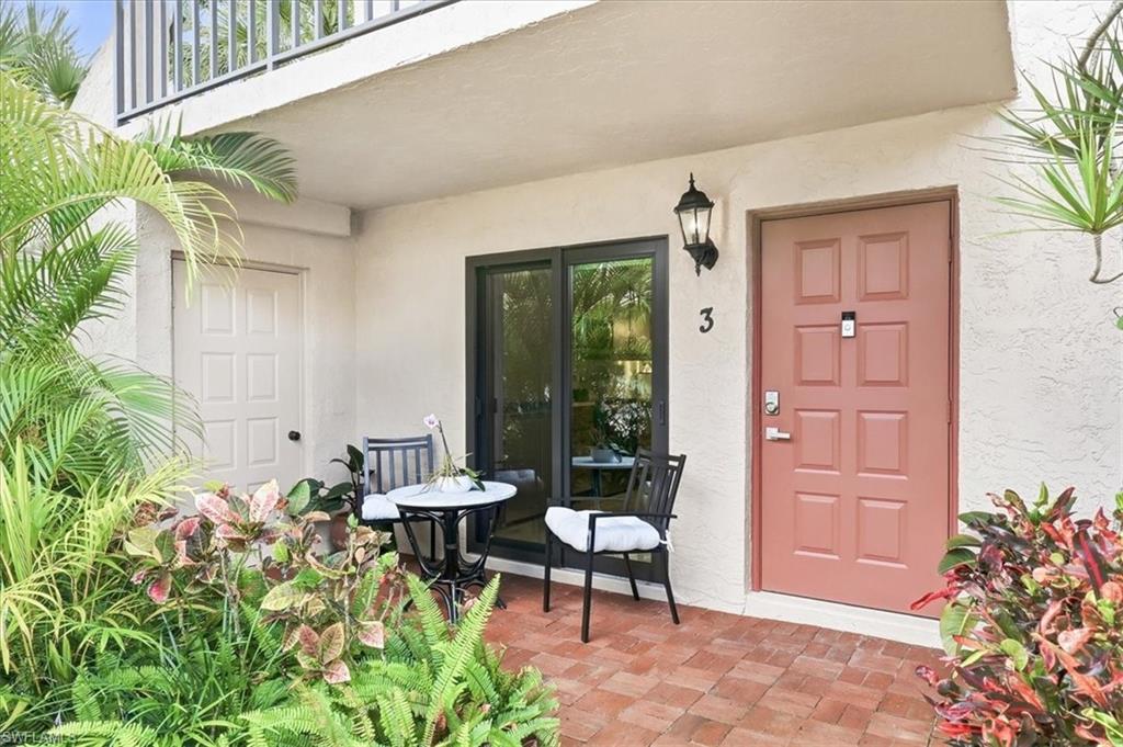 COACH HOUSE - Residential