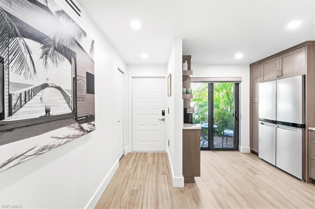 COACH HOUSE - Residential