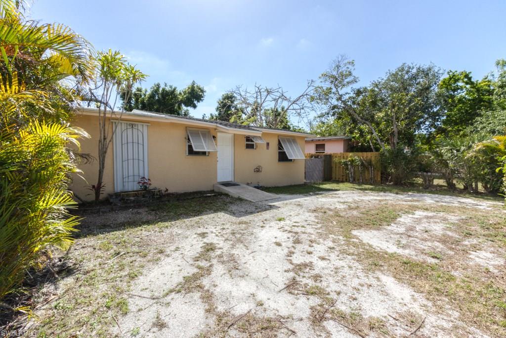 NAPLES BETTER HOMES - Residential