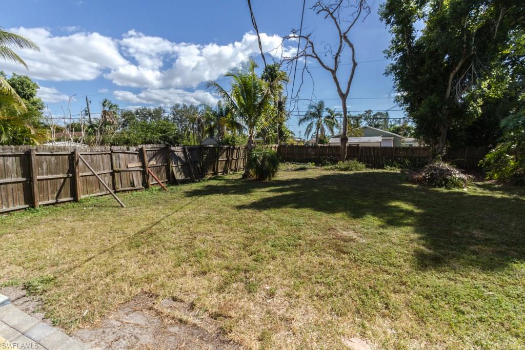 NAPLES BETTER HOMES - Residential