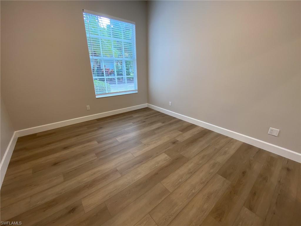 ISLAND WALK - Residential