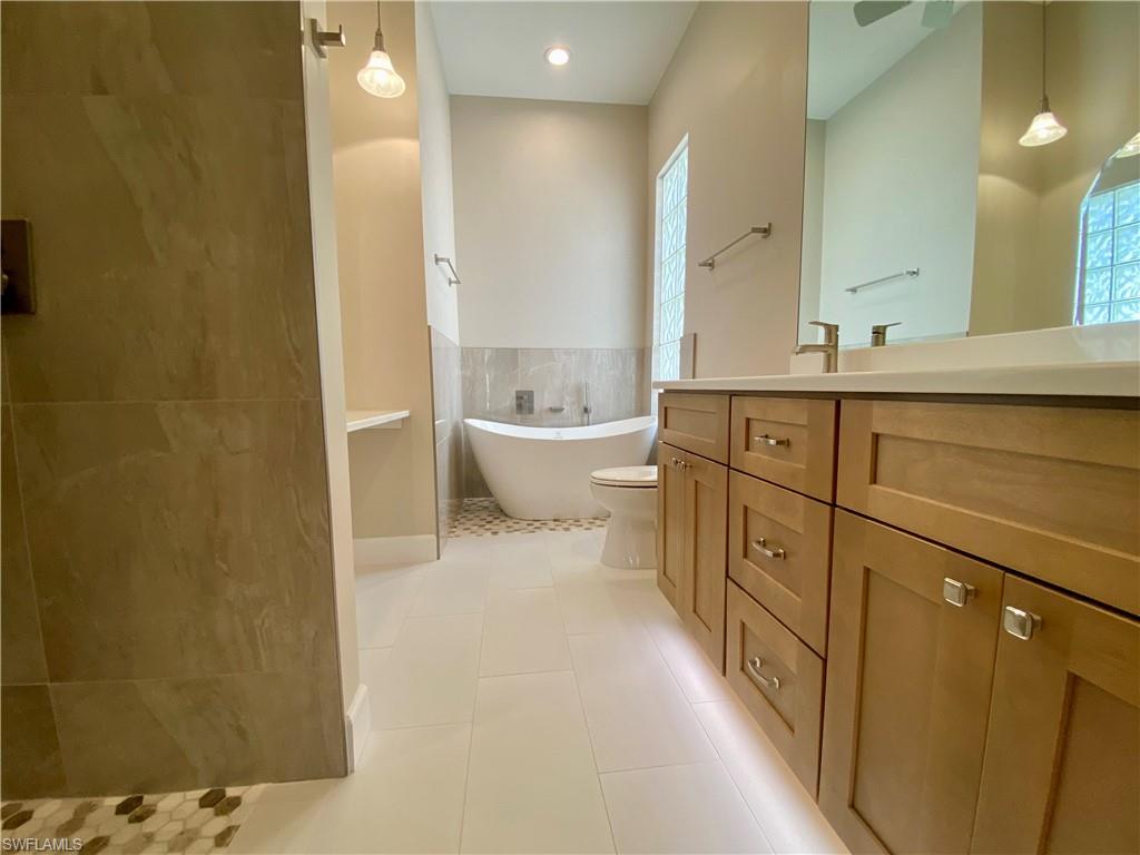 ISLAND WALK - Residential