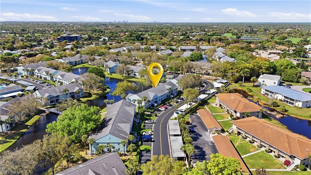 PIPERS POINTE - Residential