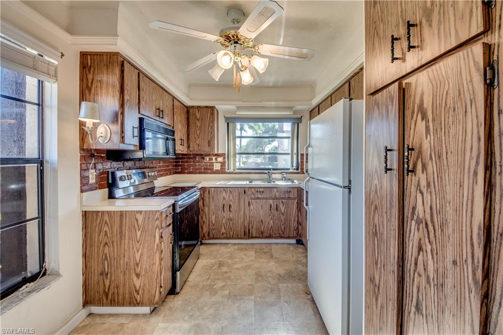 COURTYARDS OF CAPE CORAL NORTH - Residential