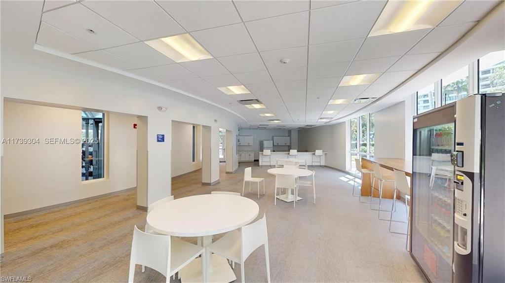 OLYMPIA POINTE - Residential