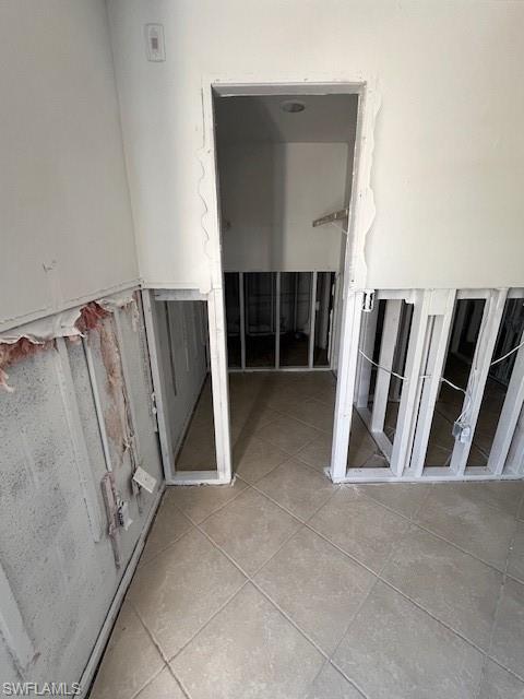 SOUTH POINTE WEST CONDO - Residential