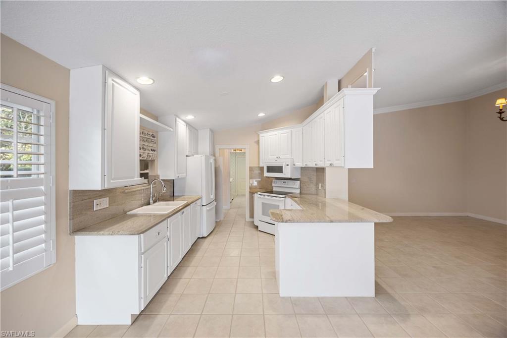 ISLAND WALK - Residential