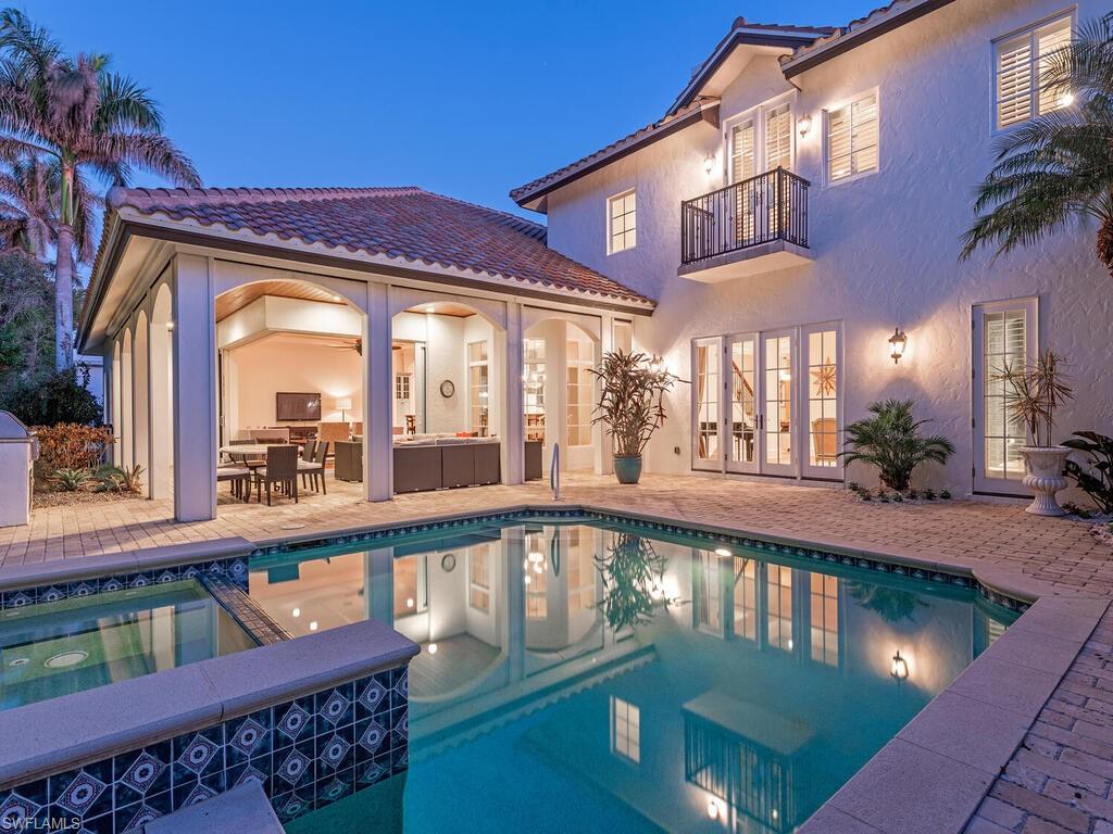 OLDE NAPLES - Residential