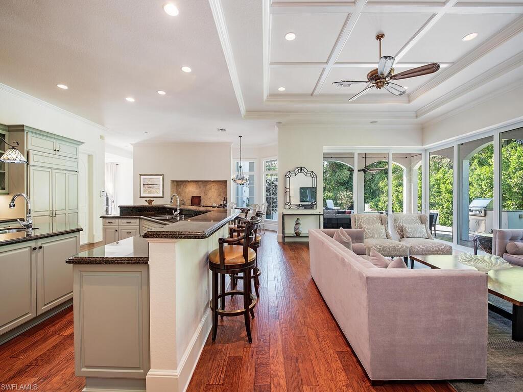 OLDE NAPLES - Residential