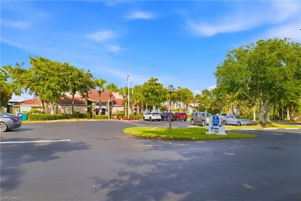 CALOOSA YACHT & RACQUET CLUB - Residential