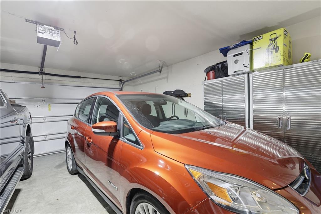 CALOOSA YACHT & RACQUET CLUB - Residential