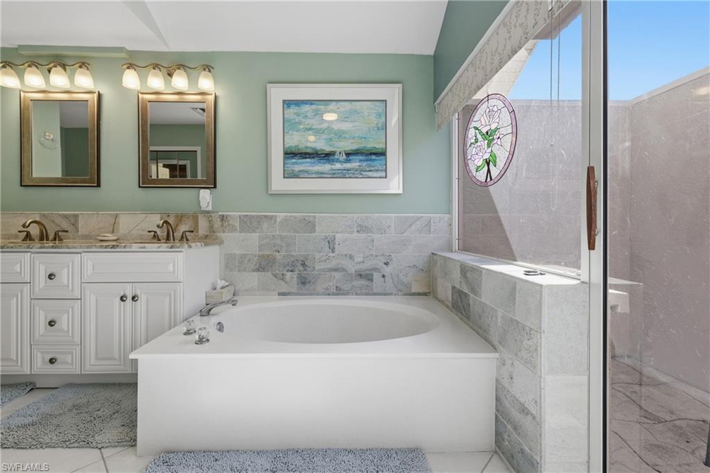 CALOOSA YACHT & RACQUET CLUB - Residential