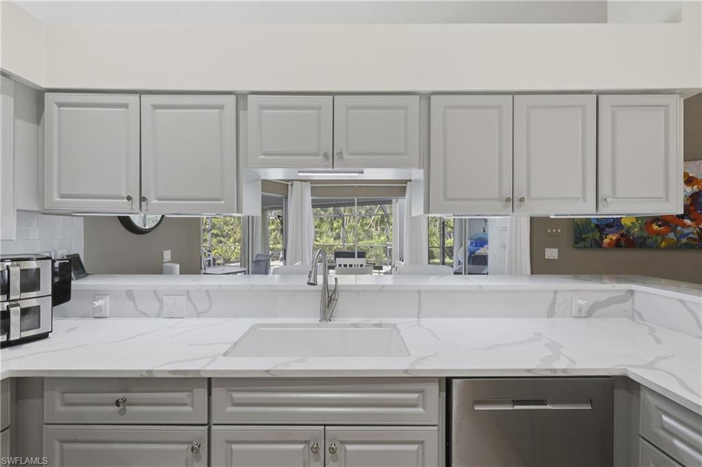 CALOOSA YACHT & RACQUET CLUB - Residential