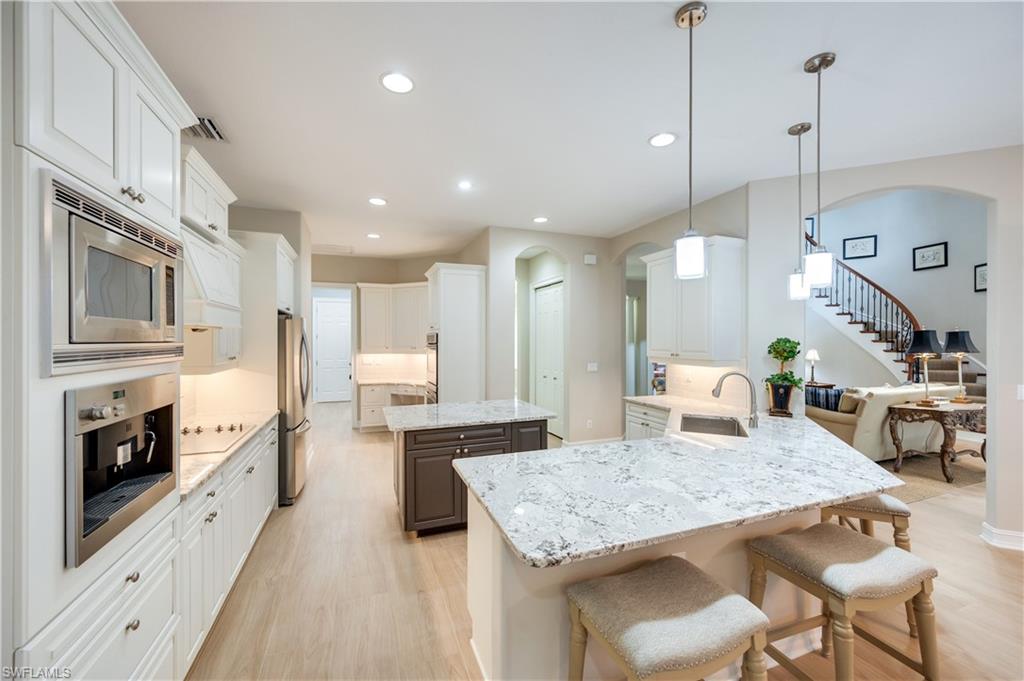 HAWKSRIDGE - Residential