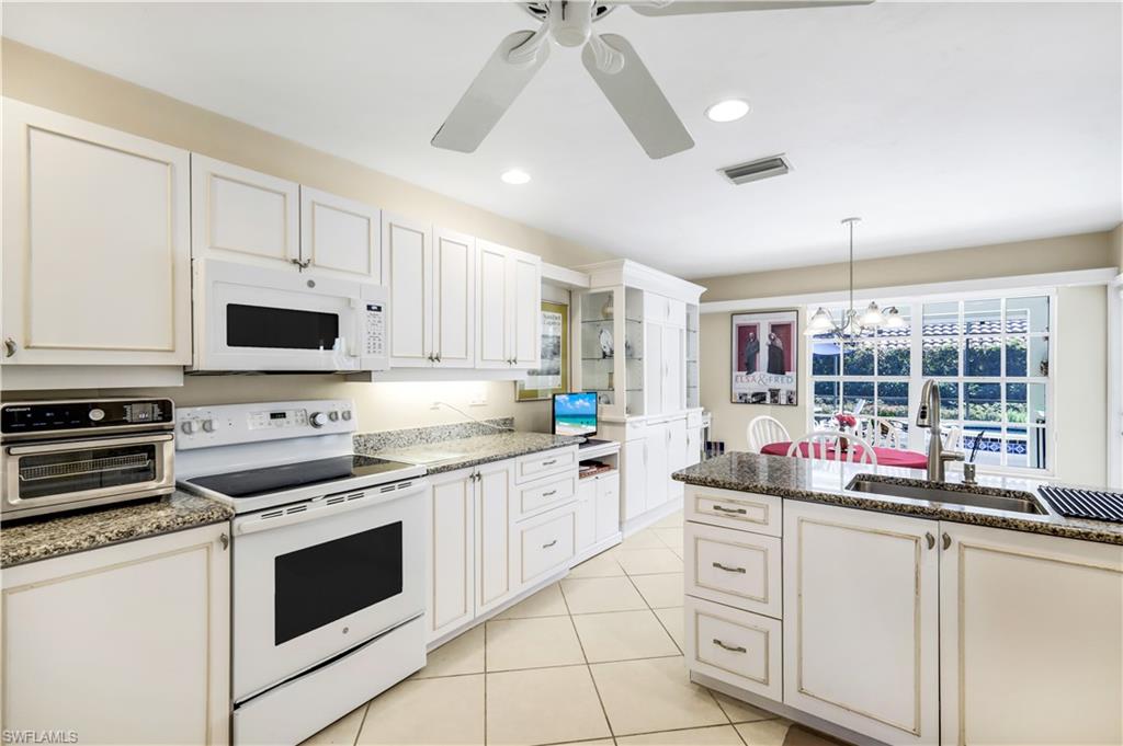 OAKMONT - Residential