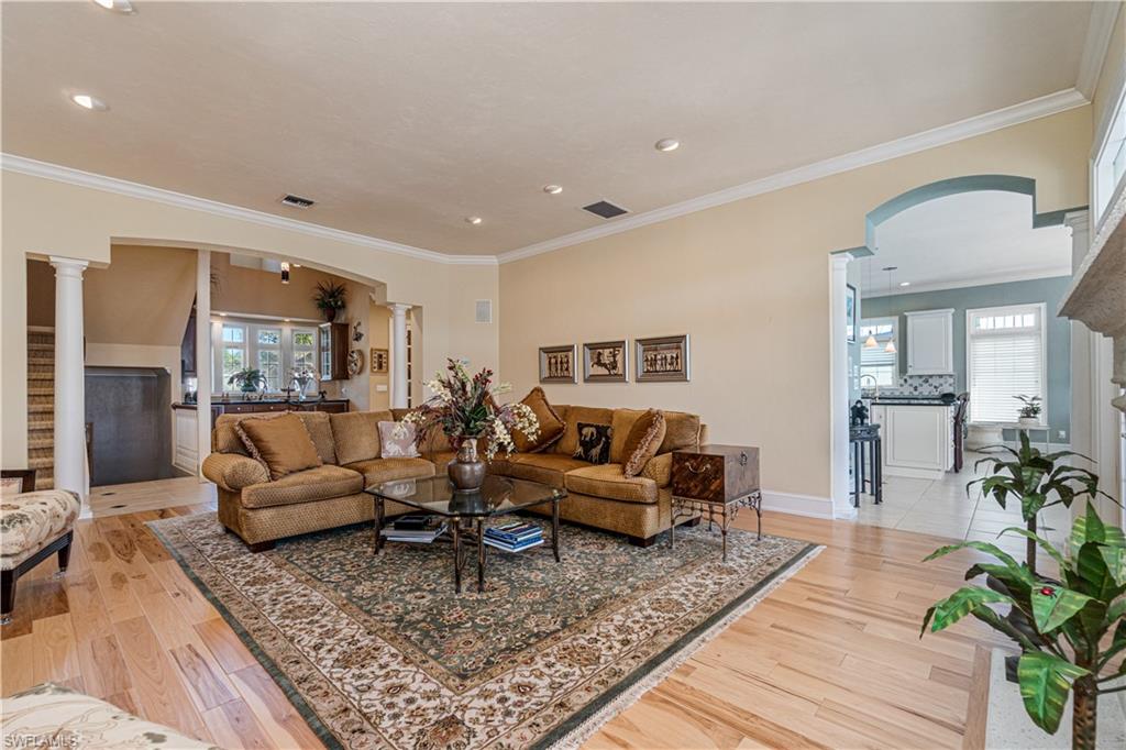 SOUTHPORT ON THE BAY - Residential