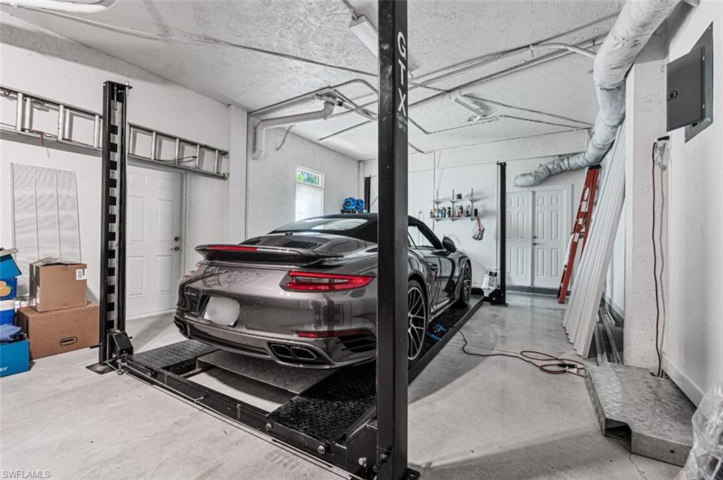 SOUTHPORT ON THE BAY - Residential